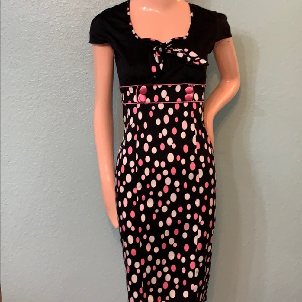 Cute & flirty pencil dress